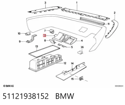 Молдинг стекла заднего BMW 51121938152