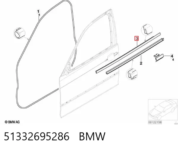 Молдинг опускного стекла двери передней правой 51332695286 BMW