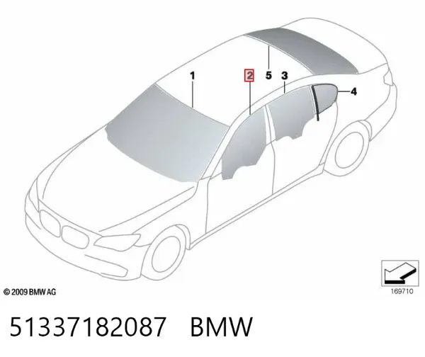 Стекло двери передней левой 51337182087 BMW