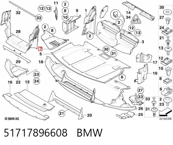 Щиток грязезащитный передней арки крыла 51717896608 BMW