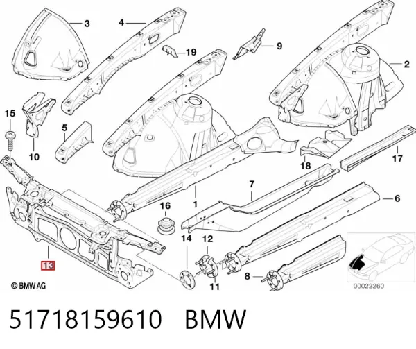 Рамка радиатора 51718159610 BMW