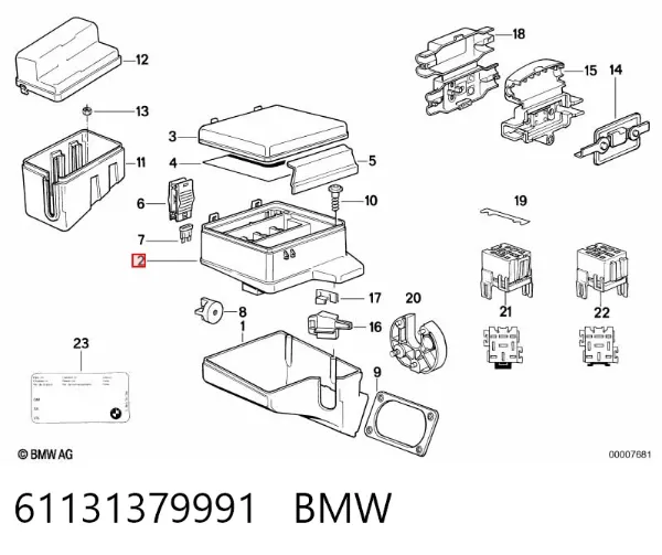 Блок предохранителей 61131379991 BMW