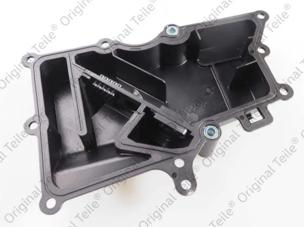 Маслоотделитель картерных газов 03F103464D VAG