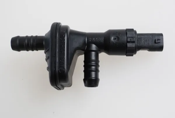 Датчик температуры топлива 03L919824C VAG