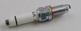 Свечи зажигания 04E905601B VAG