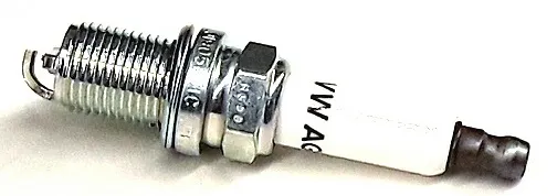 Свечи зажигания 101905621C VAG