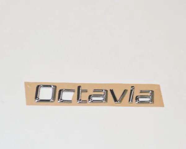 Эмблема крышки багажника Skoda Octavia II A5