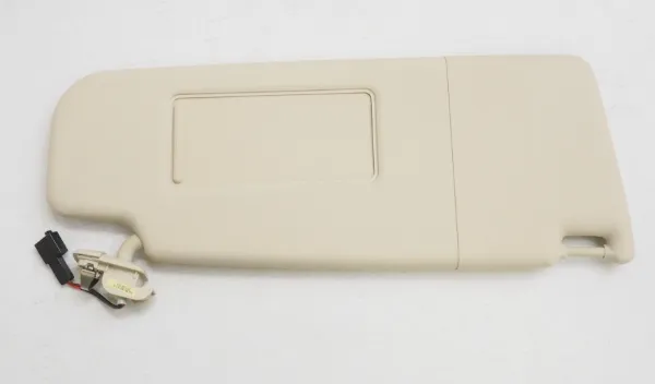 Солнцезащитный козырек 5C6857552A4T6 VAG