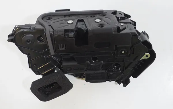 Замок передней правой двери 5TC837016C VAG