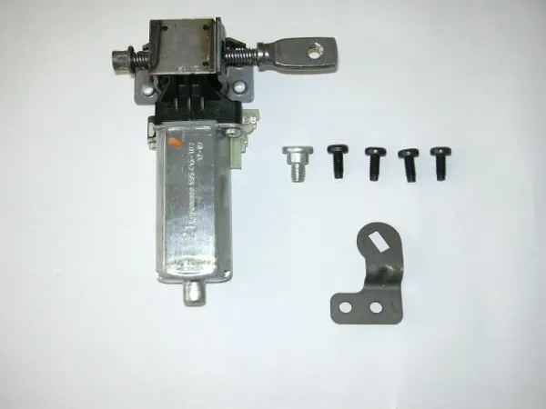 Мотор привода регулировки сиденья 7L0959761A VAG