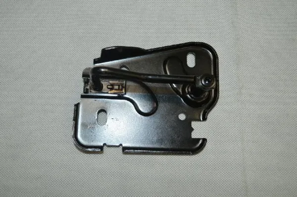Стояк-крюк замка капота 80A823185C VAG