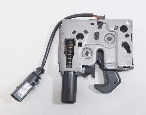 Замок капота 82A823509A VAG