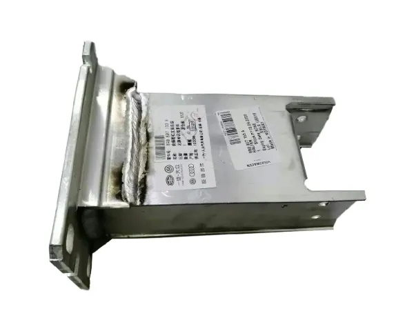 Кронштейн усилителя переднего бампера 8R0807133A VAG