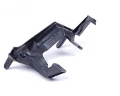 Направляющая переднего бампера правая