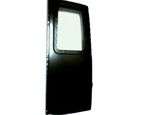 Дверь фургона задняя распашная правая 901002052R Renault (RVI)