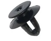 Пистон (клип) крепления подкрылка переднего крыла