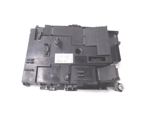 Блок предохранителей задний салонный MU5Z15604B Ford