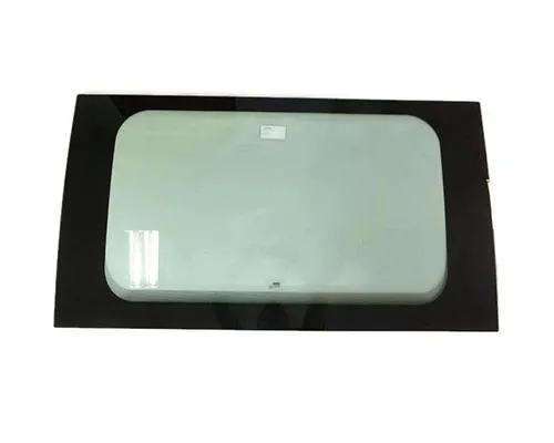 Стекло двери боковой сдвижной правой 8231200QAD Nissan/Infiniti