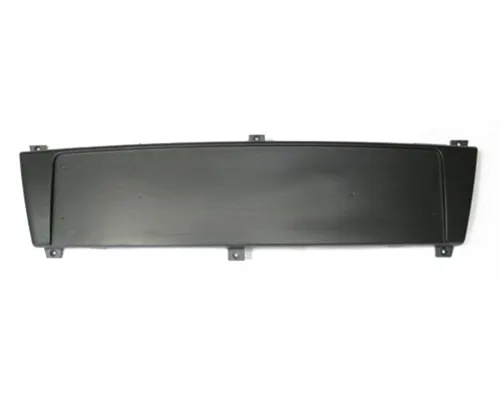 Молдинг бампера переднего центральный YQ00056980 Peugeot/Citroen