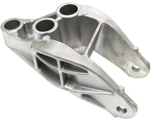 Кронштейн подушки (опоры) двигателя правой 112315NA0A Nissan/Infiniti