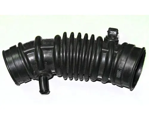 Впускной патрубок воздушного фильтра 165544BE1D Renault (RVI)