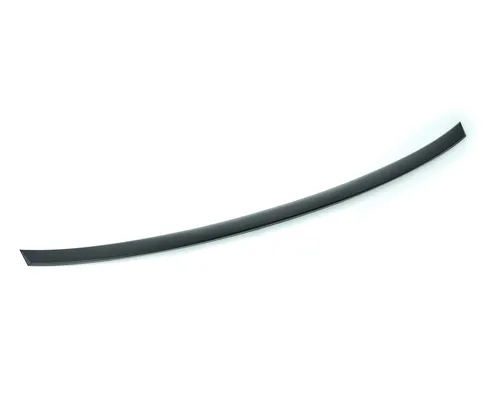 Спойлер крышки багажника DGH9519B0 Mazda