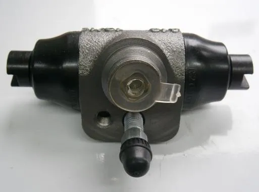 Цилиндр тормозной колесный A133502110 Chery