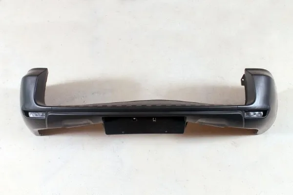 Задний бампер 5215042907 Toyota