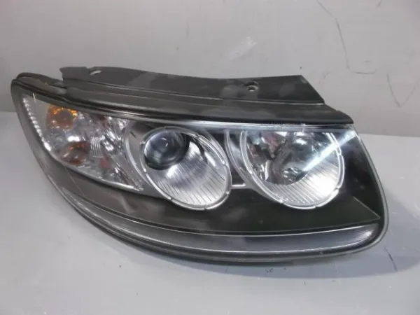 Правая фара 921022B120 Hyundai/Kia