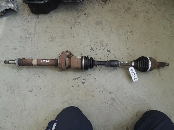 Правая полуось FG0525500A Mazda