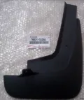 Брызговик передний правый TOYOTA 7662133080