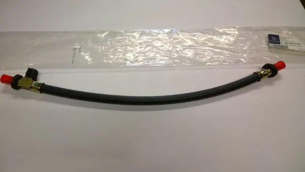 Шланг тормозной передний A0004203748 Mercedes