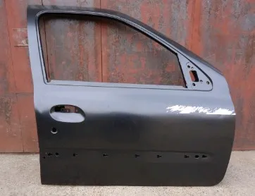 Дверь передняя правая Renault Clio II
