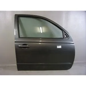 Дверь передняя правая Nissan Micra K12