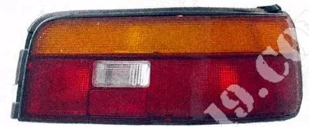 Фонарь задний левый Toyota Corolla E9