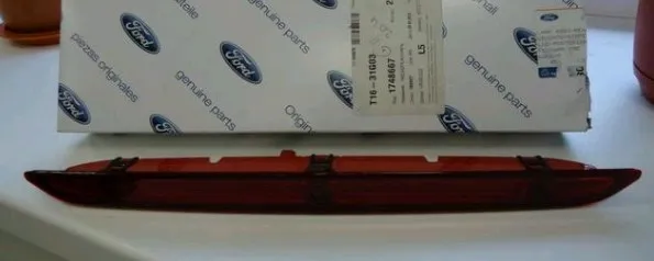 Задний стоп 1748667 Ford