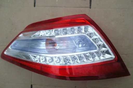 Фонарь задний левый 26555KA60A Nissan/Infiniti