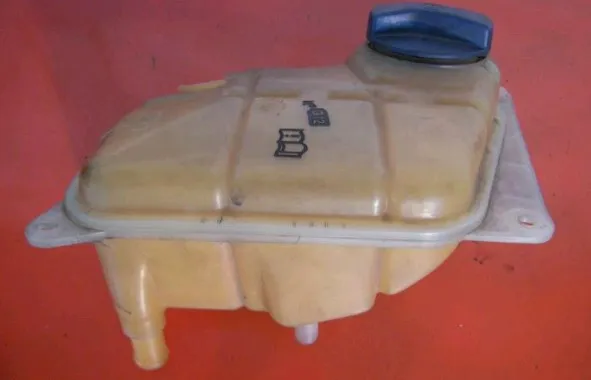 4B0121403VAG-Бачоксистемыохлаждениярасширительный