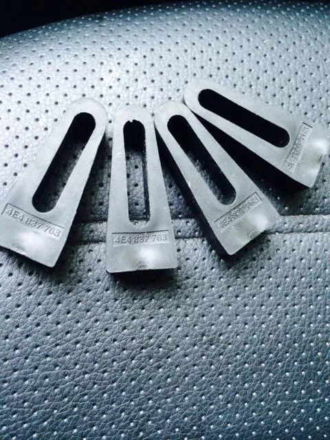 Замок двери задней левой Audi A8 D3