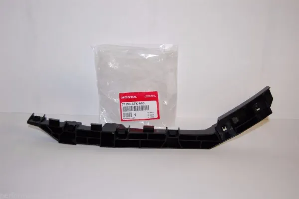 Направляющая переднего бампера правая 71193STXA00 Honda