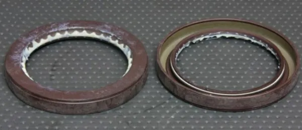  Сальник хвостовика Mitsubishi Lancer 10