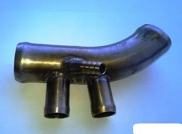 Фланец системы охлаждения 1336906 Opel