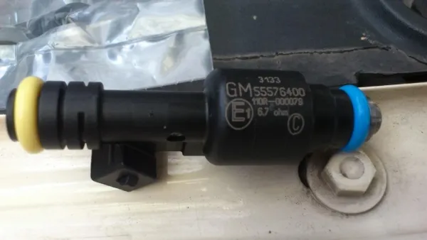 Топливные форсунки 55576400 General Motors