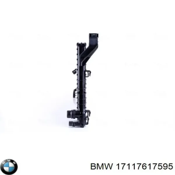Радиатор 17117617595 BMW