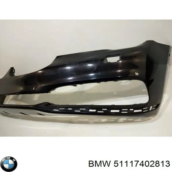 Передний бампер 51117402813 BMW