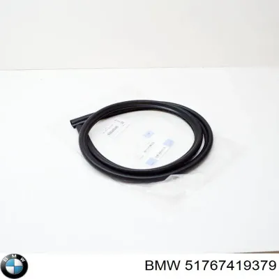 Уплотнитель капота BMW 51767419379