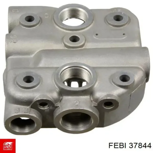 Головка блока компрессора (TRUCK) A0001311621 Mercedes