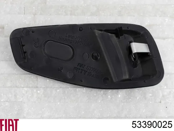 Катафот передний правый 53390025 Chrysler