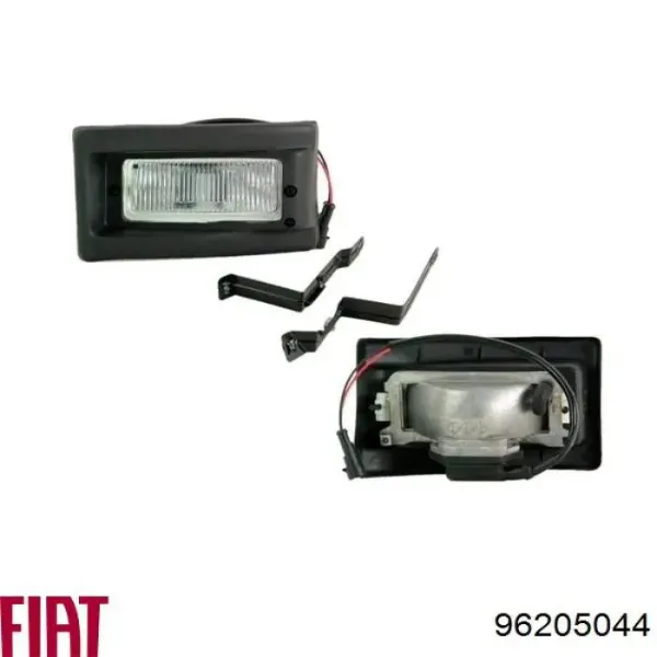 Фара противотуманная левая 96205044 Fiat/Alfa/Lancia
