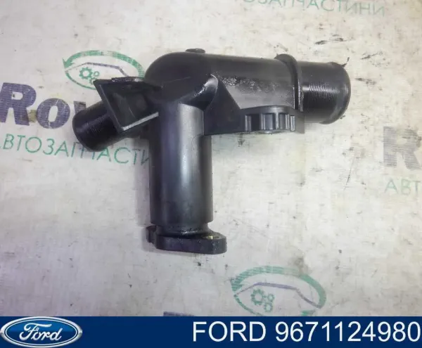 Фланец системы охлаждения 9671124980 Ford